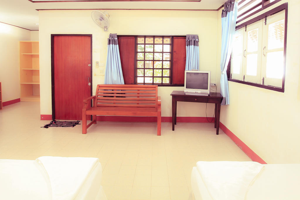 Marine Chaweng Beach Resort Exterior photo