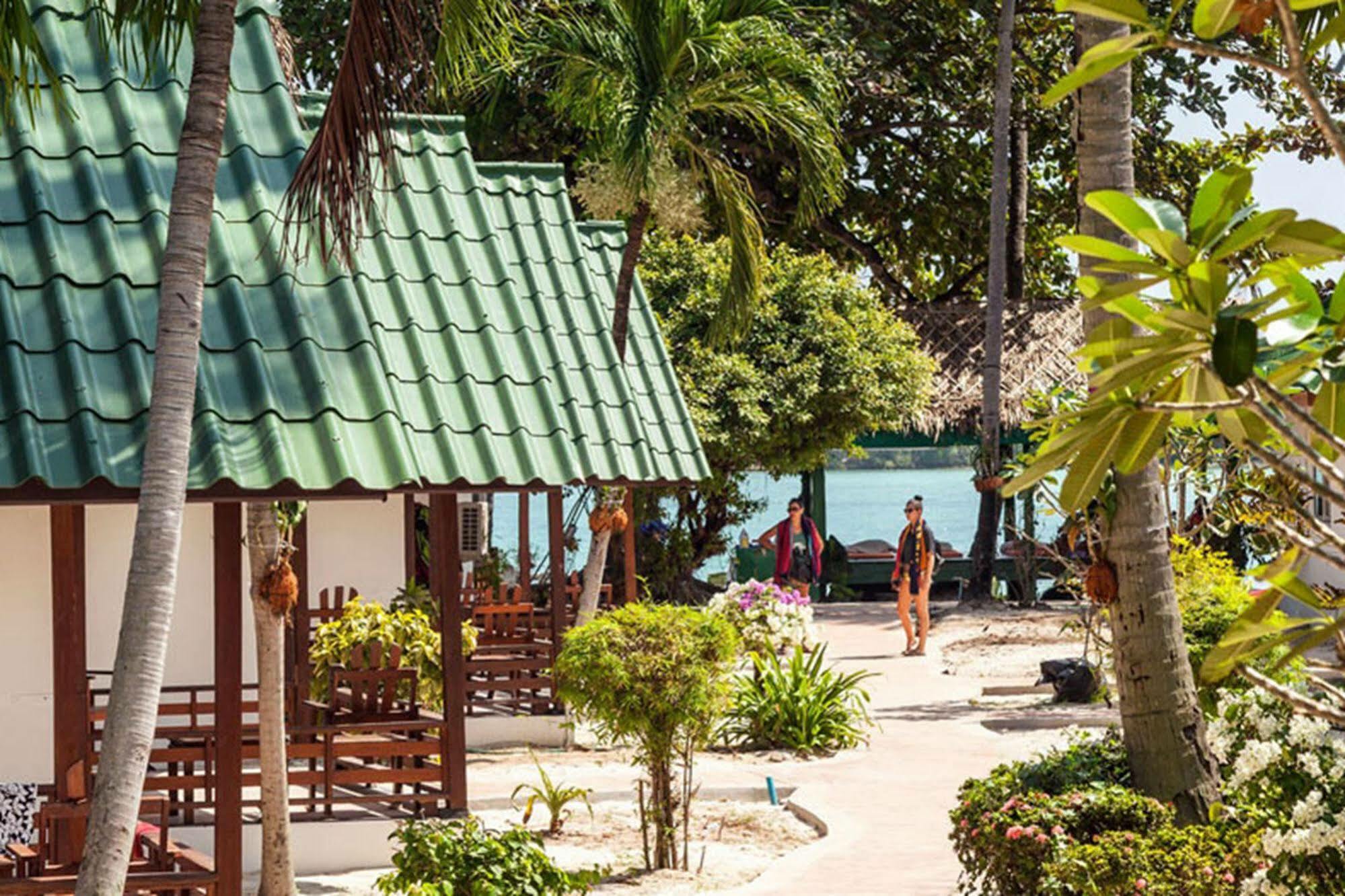 Marine Chaweng Beach Resort Exterior photo