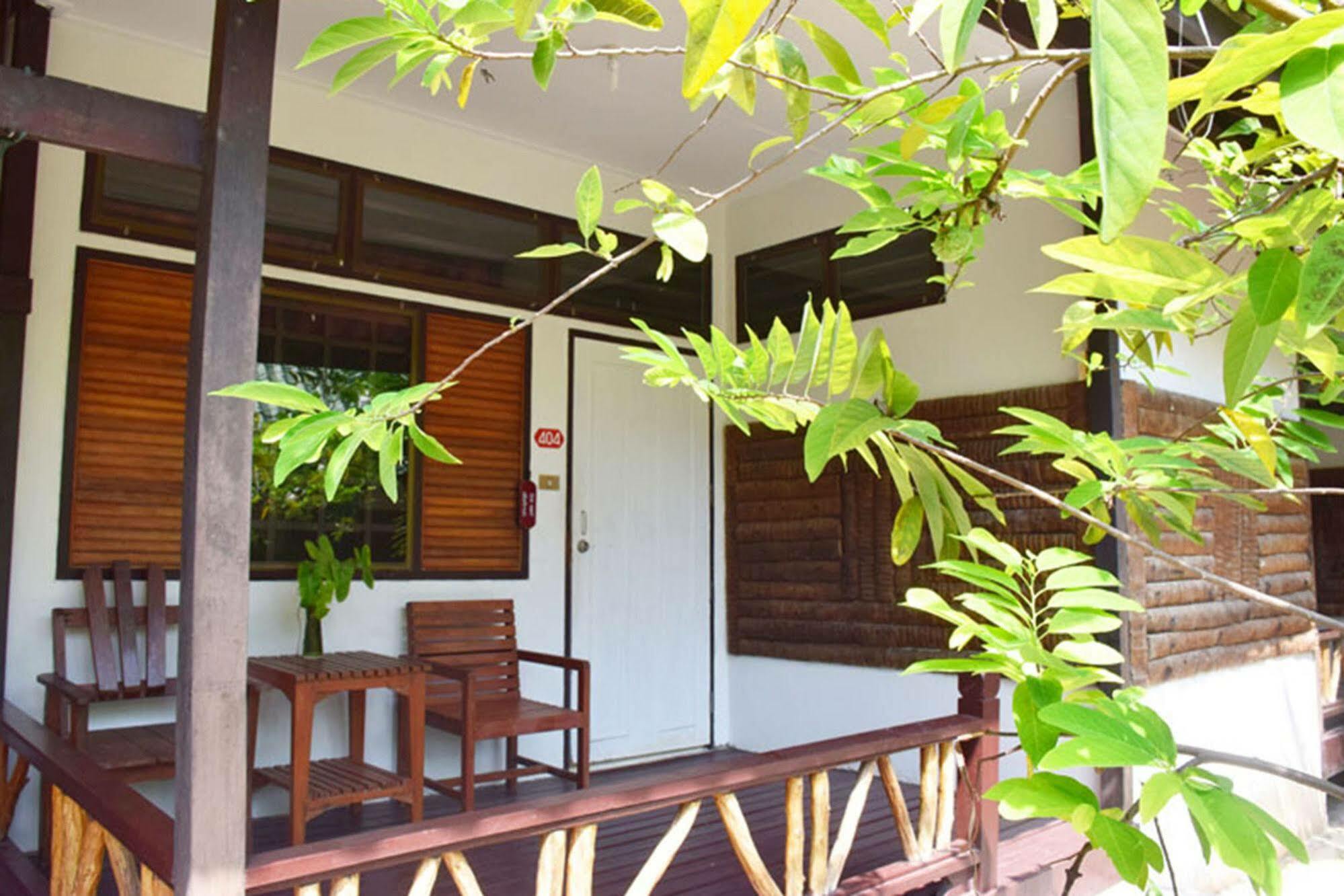 Marine Chaweng Beach Resort Exterior photo