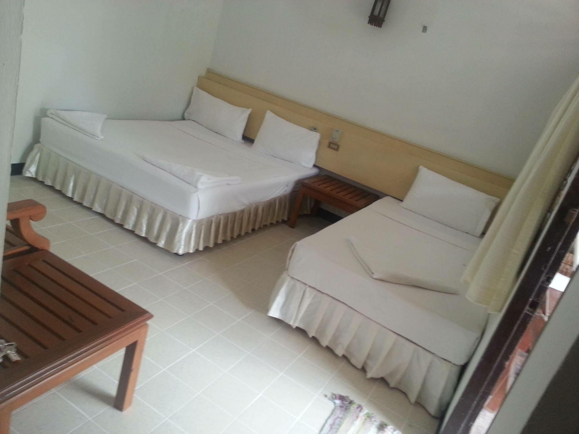 Marine Chaweng Beach Resort Exterior photo