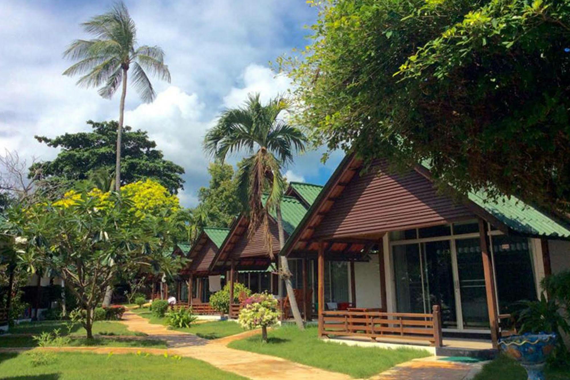 Marine Chaweng Beach Resort Exterior photo